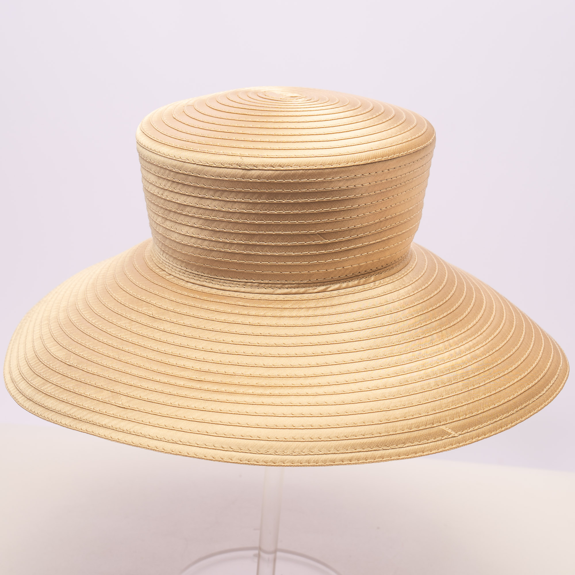 Gold Madhatter Crown Downbrim Satin Ribbon Hat | SUN YORKOS