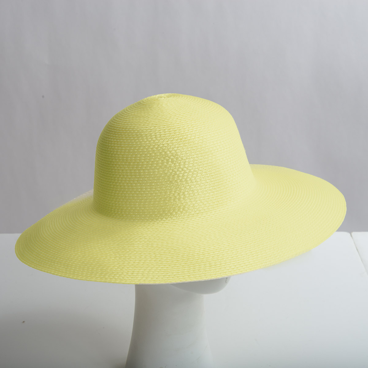 Sunhat - Straw - Light coloured straw hat with a yellow ribbon - Molo